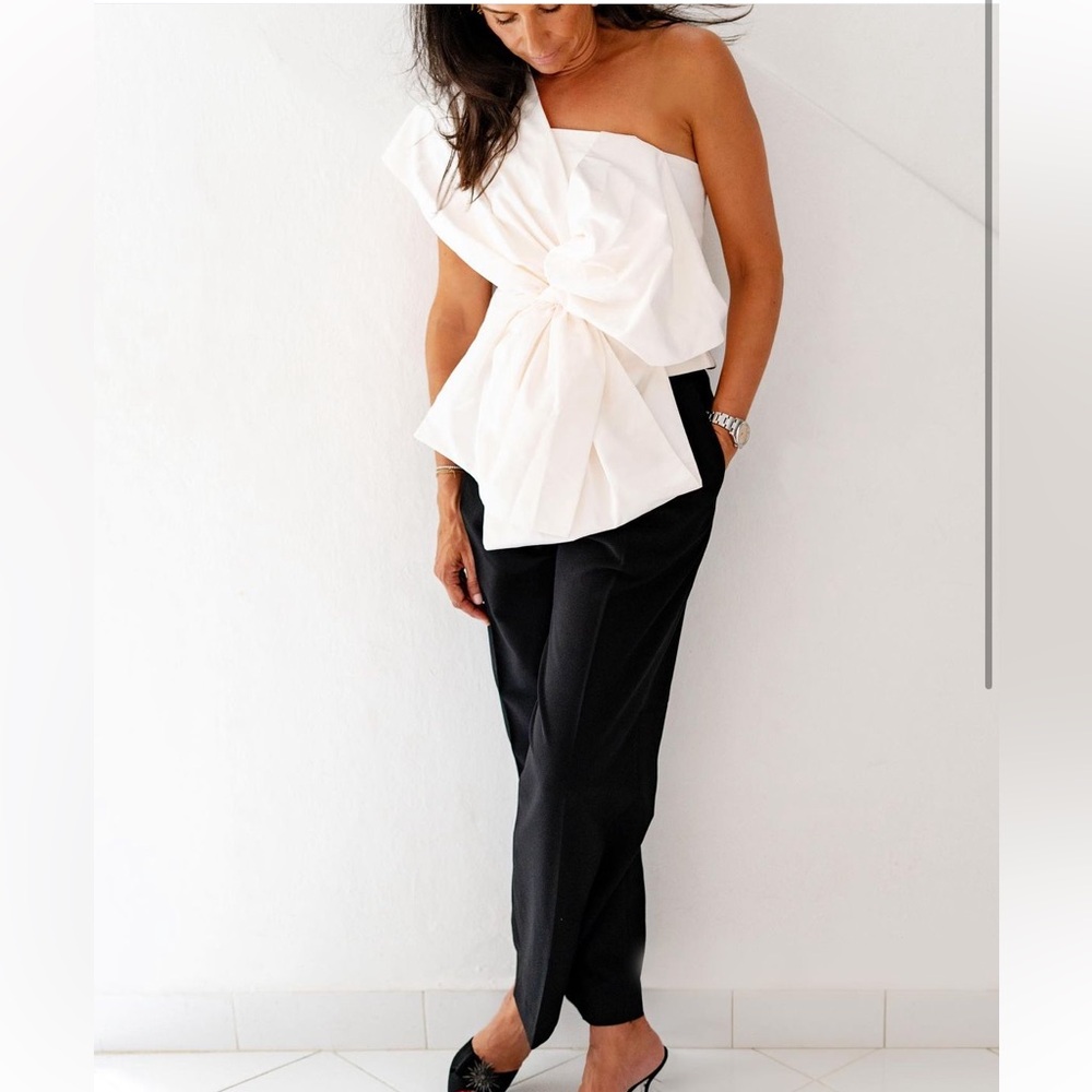 H&M BOW FRONT TOP - Picture 7 of 10